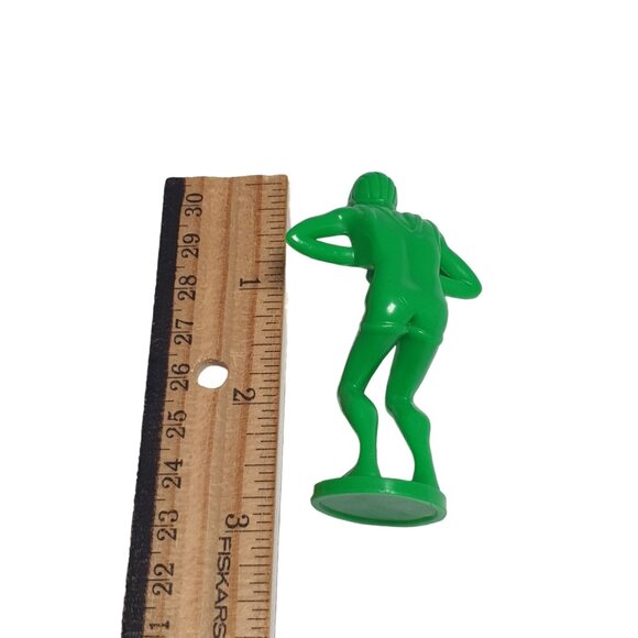 Hasbro Gaming Mouse Trap Board Game Replacement Green Diver 2021 Piece Child - Picture 2 of 5